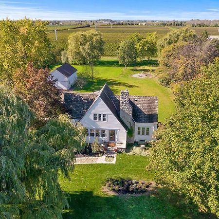 Waterfront Niagara-On-The-Lake Farmhouse On A Vineyard Villa Екстериор снимка