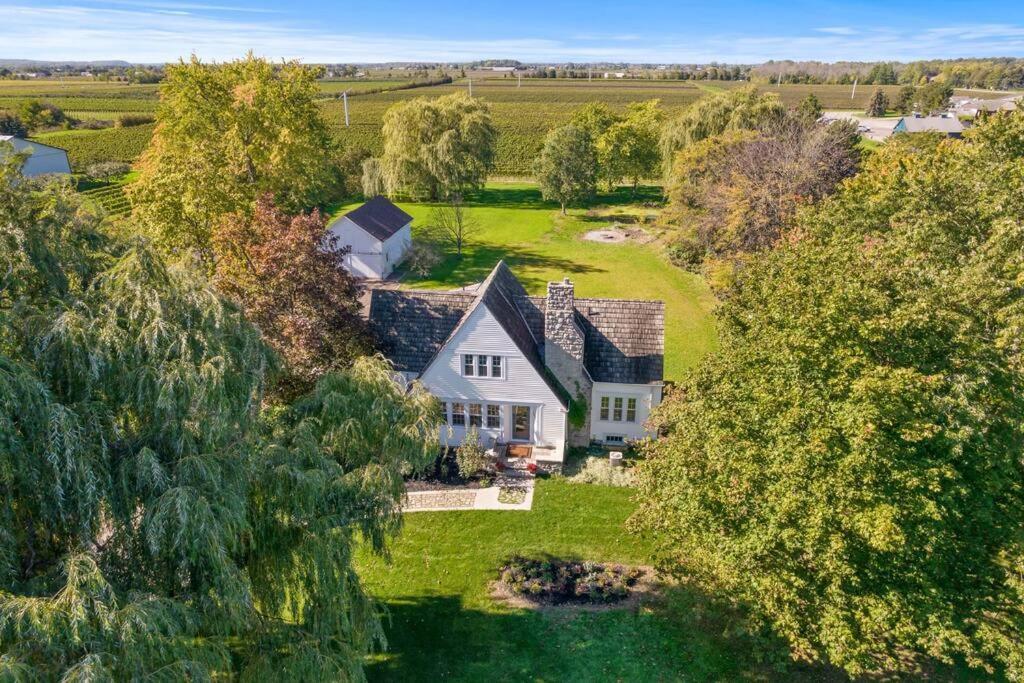 Waterfront Niagara-On-The-Lake Farmhouse On A Vineyard Villa Екстериор снимка