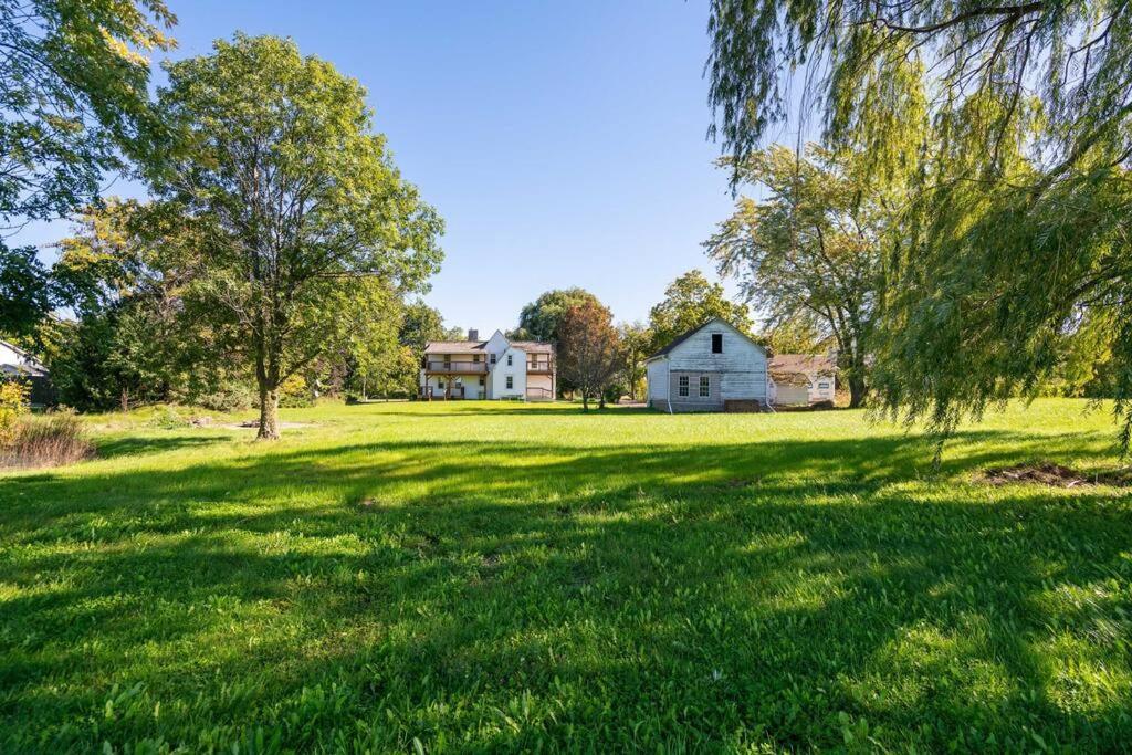 Waterfront Niagara-On-The-Lake Farmhouse On A Vineyard Villa Екстериор снимка